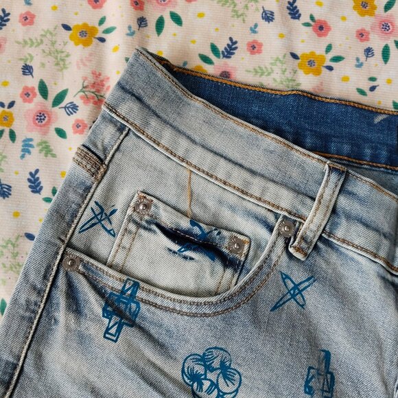 Purple Brand Outlined Monogram Indigo Skinny Jeans - Picture 6 of 12